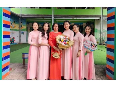 Tổ chức sinh nhật tại Sen Hồng