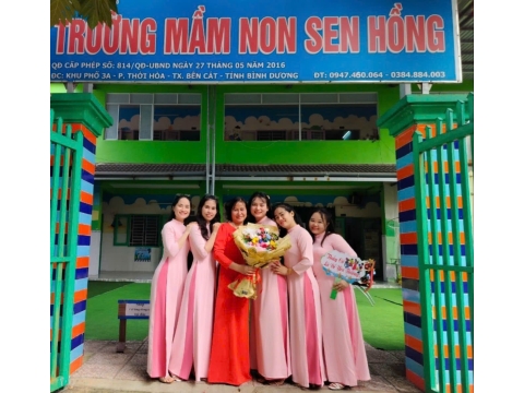 Tổ chức sinh nhật tại Sen Hồng