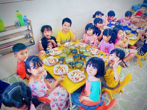 Tổ chức sinh nhật tại Sen Hồng